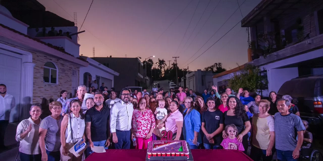 JUAN DE DIOS GÁMEZ INAUGURA PAVIMENTACIÓN DE CALLE NÚMERO 20 EN COLONIA CIMAS DEL HUMAYA