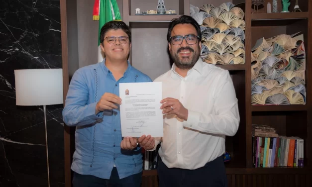 JUAN DE DIOS GÁMEZ NOMBRA A CARLOS ALFONSO REA COMO DIRECTOR DE ASESORÍA DE LA PRESIDENCIA DEL AYUNTAMIENTO DE CULIACÁN