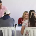 LLEVA ESTRELLA PALACIOS “CONTIGO MAZATLÁN” A EL ROBLE; FUNCIONARIOS MUNICIPALES ATIENDEN A CIUDADANOS DESDE LA ZONA RURAL