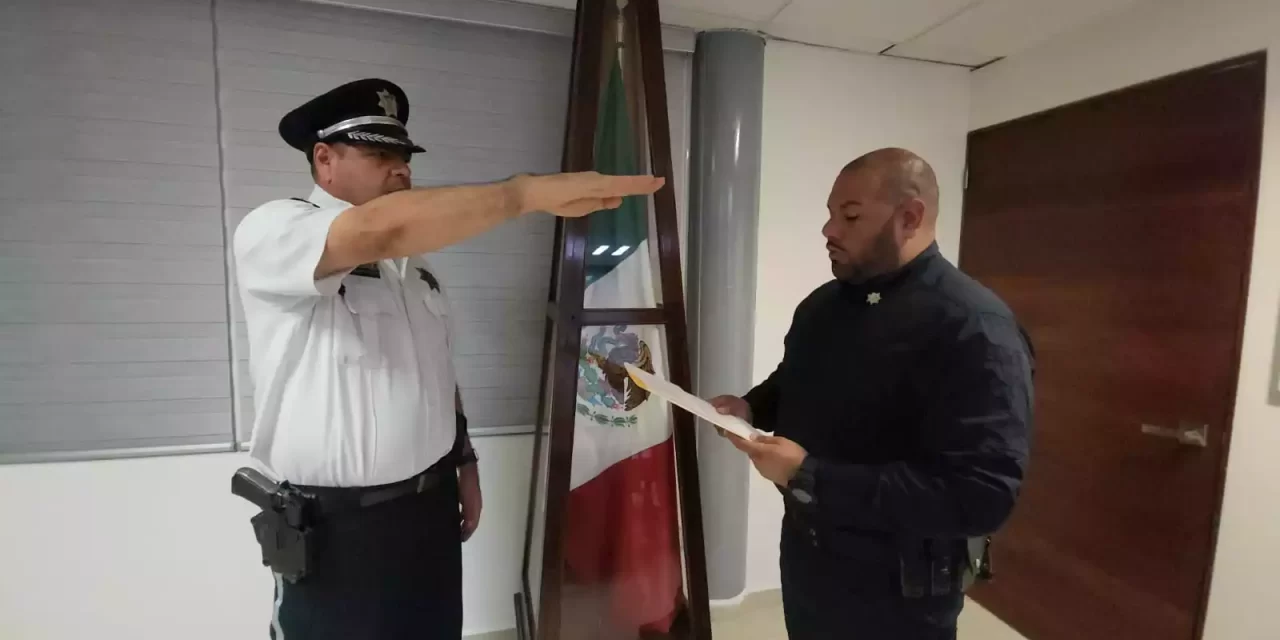 SECRETARIO DE SEGURIDAD PÚBLICA Y TRÁNSITO MUNICIPAL TOMÓ PROTESTA A FRANCISCO JAVIER ZAZUETA LIZÁRRAGA