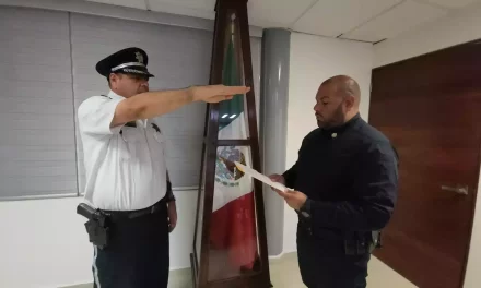 SECRETARIO DE SEGURIDAD PÚBLICA Y TRÁNSITO MUNICIPAL TOMÓ PROTESTA A FRANCISCO JAVIER ZAZUETA LIZÁRRAGA