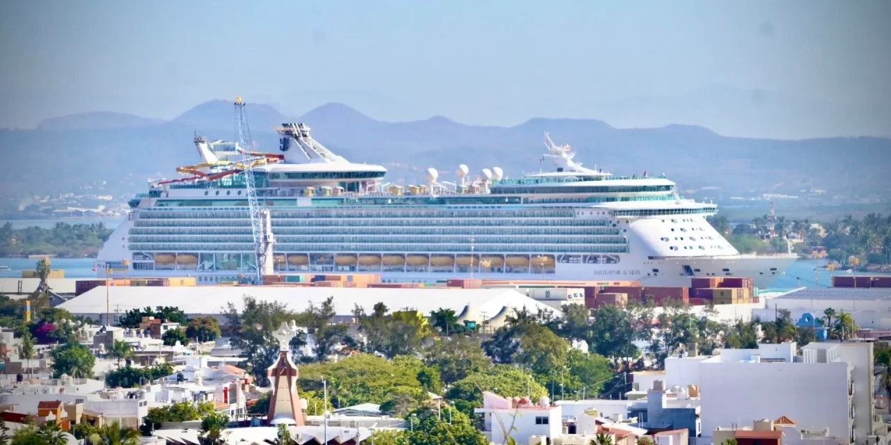 ARRIBA A MAZATLÁN EL CRUCERO 120 DEL AÑO