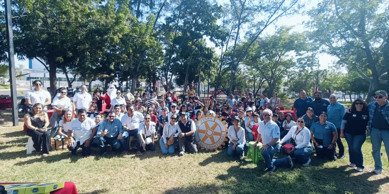 ASOCIACIONES CIVILES Y GRAN ACUARIO SE UNEN PARA LLEVAR FELICIDAD A LOS NIÑOS ESTA NAVIDAD