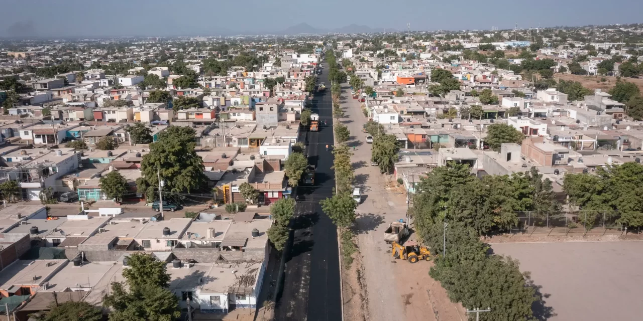 CULIACÁN MEJORA, AYUNTAMIENTO AVANZA CON LABORES DE BACHEO Y REENCARPETADO