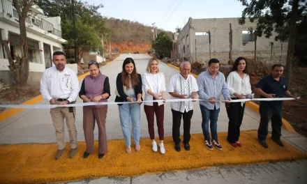 ¡DE ESTRENO! INAUGURA ESTRELLA PALACIOS OBRAS DE PAVIMENTACIÓN Y REHABILITACIÓN HIDROSANITARIA EN LA MAZATLÁN I Y DOÑA CHONITA