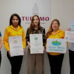 ENTREGA SECTUR DISTINTIVOS HALAL Y MODERNIZA