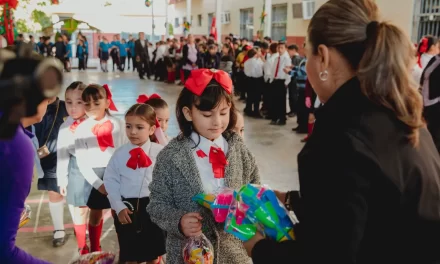 LA CARAVANA NAVIDEÑA DE DIF SINALOA ILUMINA CULIACÁN CON ALEGRÍA Y ESPERANZA