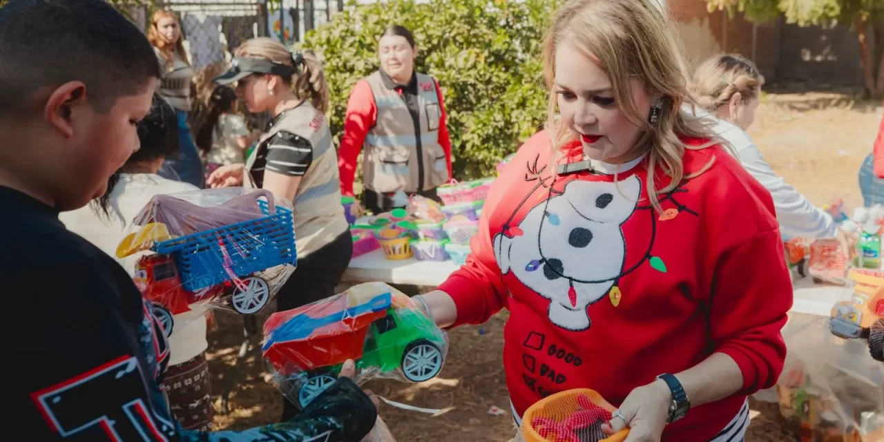 LA MAGIA DE LA CARAVANA NAVIDEÑA DE DIF SINALOA LLEGÓ A NIÑAS Y NIÑOS DE EL BASURÓN Y AGUARUTO EN CULIACÁN