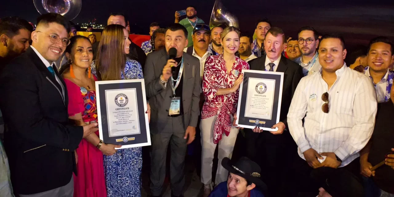 MAZATLÁN LOGRA EL RECORD GUINNESS DE LA BANDA DE MÚSICA FOLCLÓRICA MÁS GRANDE DEL MUNDO