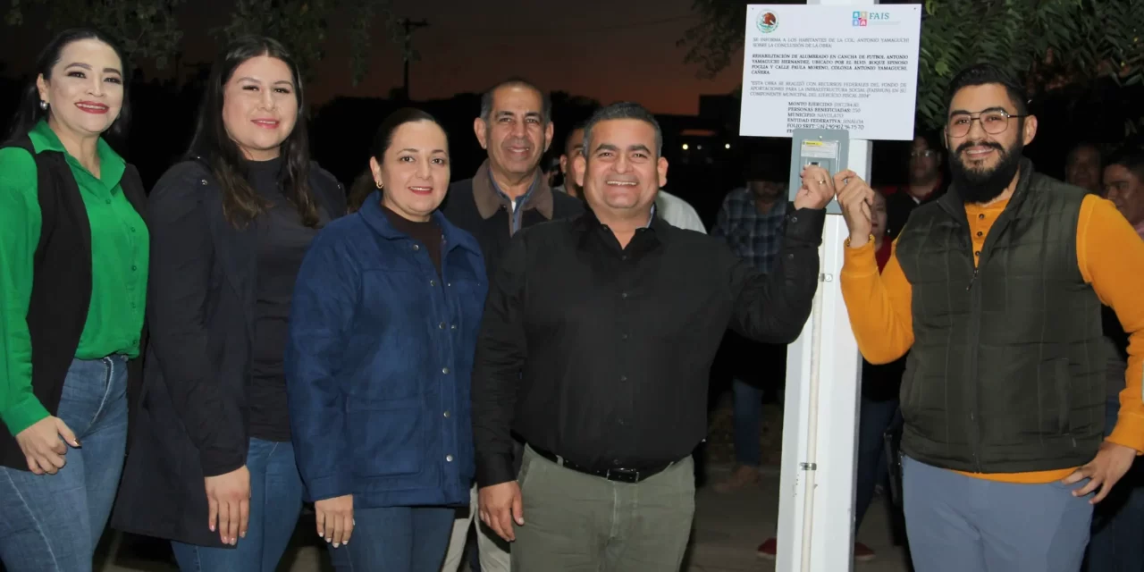 EL DR. JORGE BOJÓRQUEZ INAUGURA OBRA DE ALUMBRADO PÚBLICO EN LA CANCHA DEPORTIVA DE LA CAÑERA