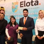 ENTREGAN MÁS DE 1,000 BECAS A ESTUDIANTES DE PRIMARIA, SECUNDARIA Y UNIVERSIDAD EN ELOTA