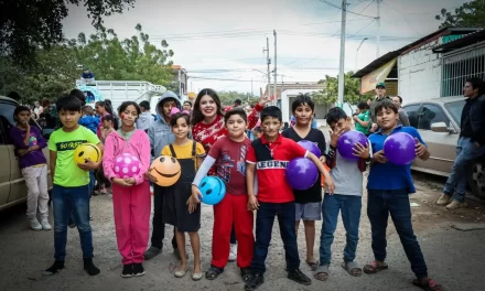 LLEVA DIF CULIACÁN CELEBRACIÓN DE REYES MAGOS A NIÑAS Y NIÑOS DE AGUARUTO Y RINCÓN DEL PARQUE