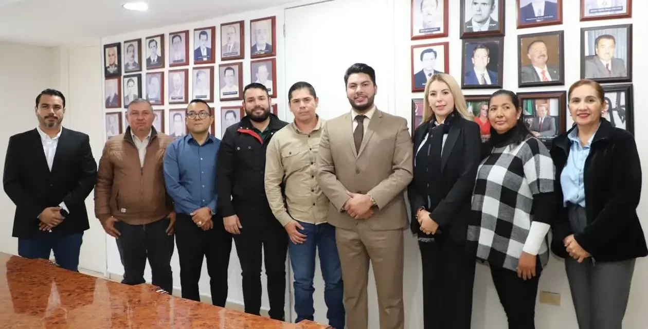 «RINDE PROTESTA NUEVO TITULAR DEL ÓRGANO INTERNO DE CONTROL DEL AYUNTAMIENTO DE ELOTA»