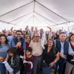 RUBÉN ROCHA MOYA Y JUAN DE DIOS GÁMEZ CUMPLEN Y ENTREGAN PAVIMENTACIÓN DE CALLE EN COLONIA RENATO VEGA