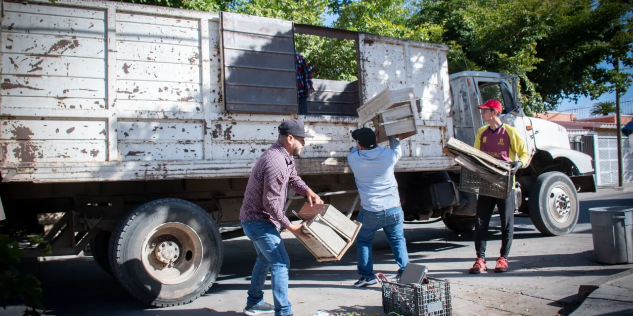 EXITOSA JORNADA DE DESCACHARRIZACIÓN EN LA COLONIA LOS PINOS