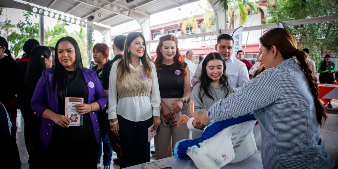 EXITOSA FERIA DE SERVICIOS «DERECHOS SEXUALES PARA ADOLESCENTES» EN EL CBTIS NO. 224