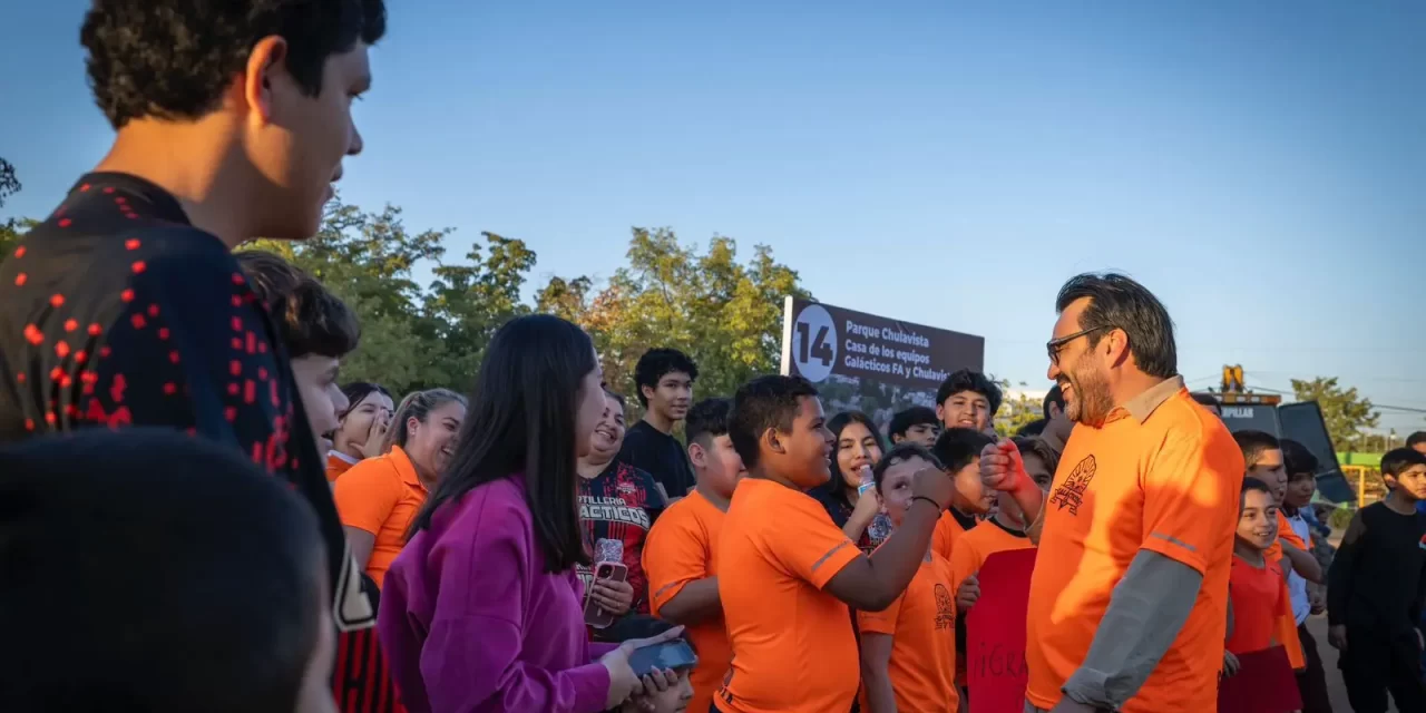 JUAN DE DIOS GÁMEZ INICIA CONSTRUCCIÓN DE CANCHA DEPORTIVA Y ENTREGA CALLES PAVIMENTADAS EN CHULAVISTA