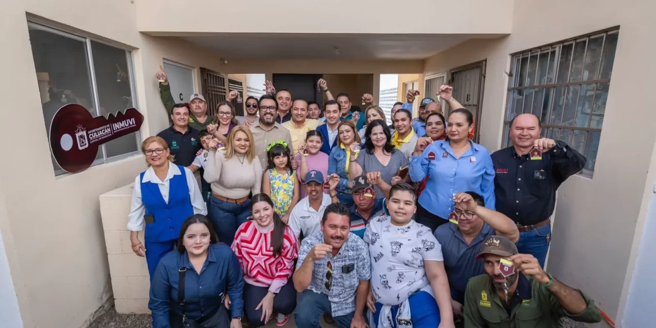 ¡JUSTICIA SOCIAL! JUAN DE DIOS GÁMEZ ENTREGA DEPARTAMENTOS A TRABAJADORES DEL AYUNTAMIENTO