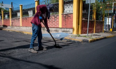 MEJOR INFRAESTRUCTURA VIAL: OBRAS DE REENCARPETADO Y BACHEO AVANZAN