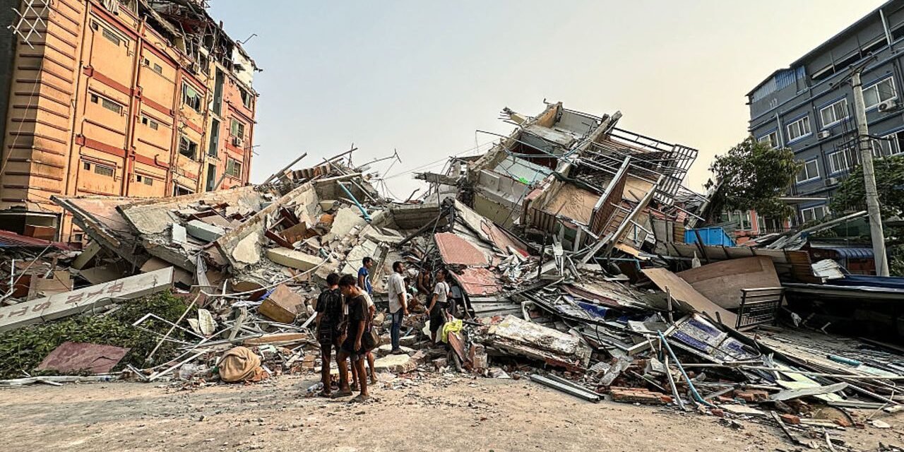 FUERTE SISMO SACUDE MYANMAR Y TAILANDIA Y DEJA MÁS DE 150 MUERTOS