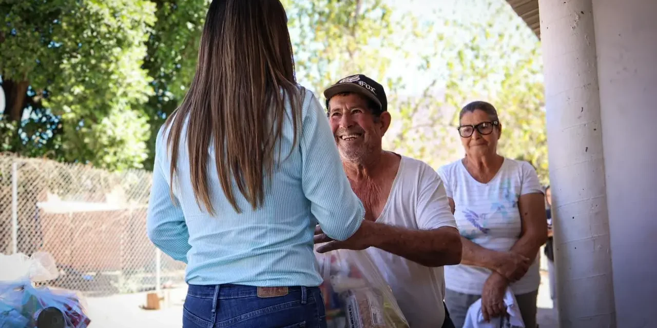 ENTREGA DIF CULIACÁN APOYO DE DESPENSAS A FAMILIAS DE COMISARÍAS EN IMALA