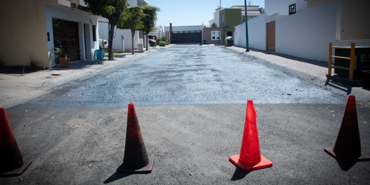 MÁS CALLES EN CULIACÁN ESTÁN SIENDO REHABILITADAS