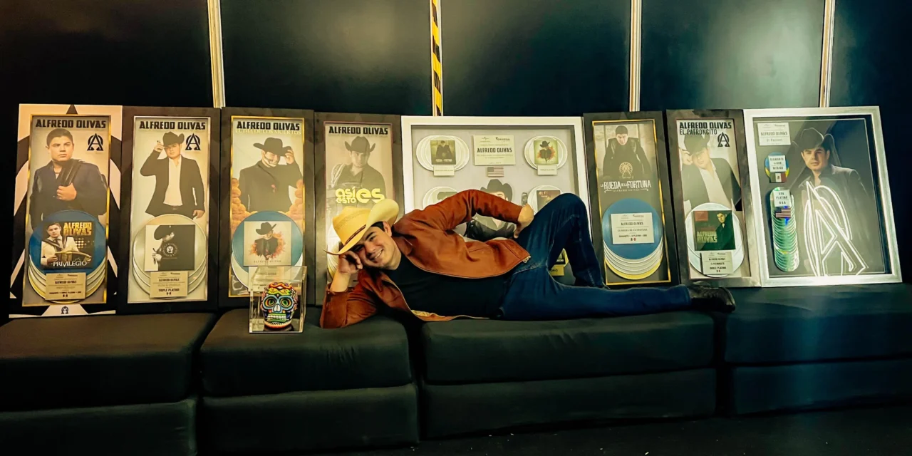 ALFREDO OLIVAS QUERIDO Y MULTIPREMIADO EN GUADALAJARA, JALISCO