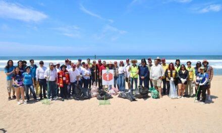 CUANDO DESECHAMOS BASURA A CANALES, RÍOS Y ALCANTARILLAS ABONAMOS AL VERGONZOSO CONTINENTE DE LA BASURA, YA NO LE ABONEMOS MÁS DESDE SINALOA: SEBIDES