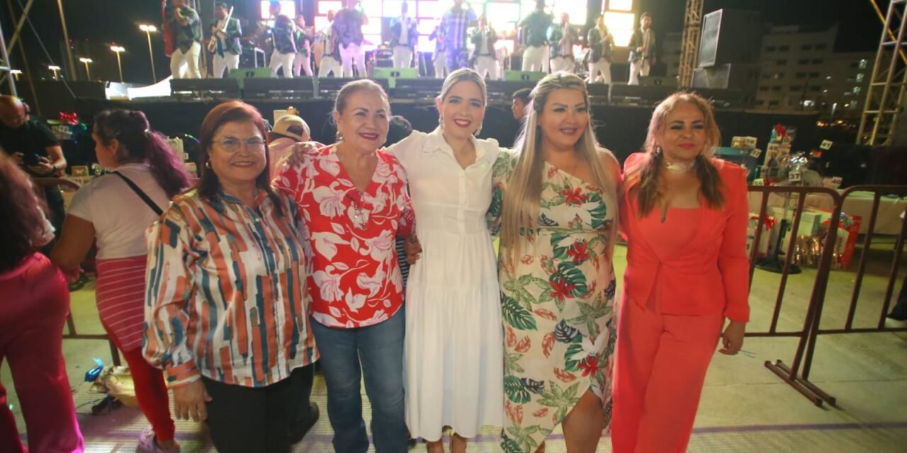 CONSIENTE ESTRELLA PALACIOS A MÁS DE 5,000 MAMÁS MAZATLECAS