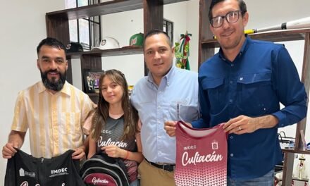 RECIBE DIRECTOR DEL IMDEC A PARAATLETA VALERIA ARREDONDO