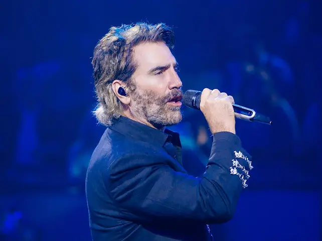 ALEJANDRO FERNANDEZ DOMO CARE PRIMERA FECHA
