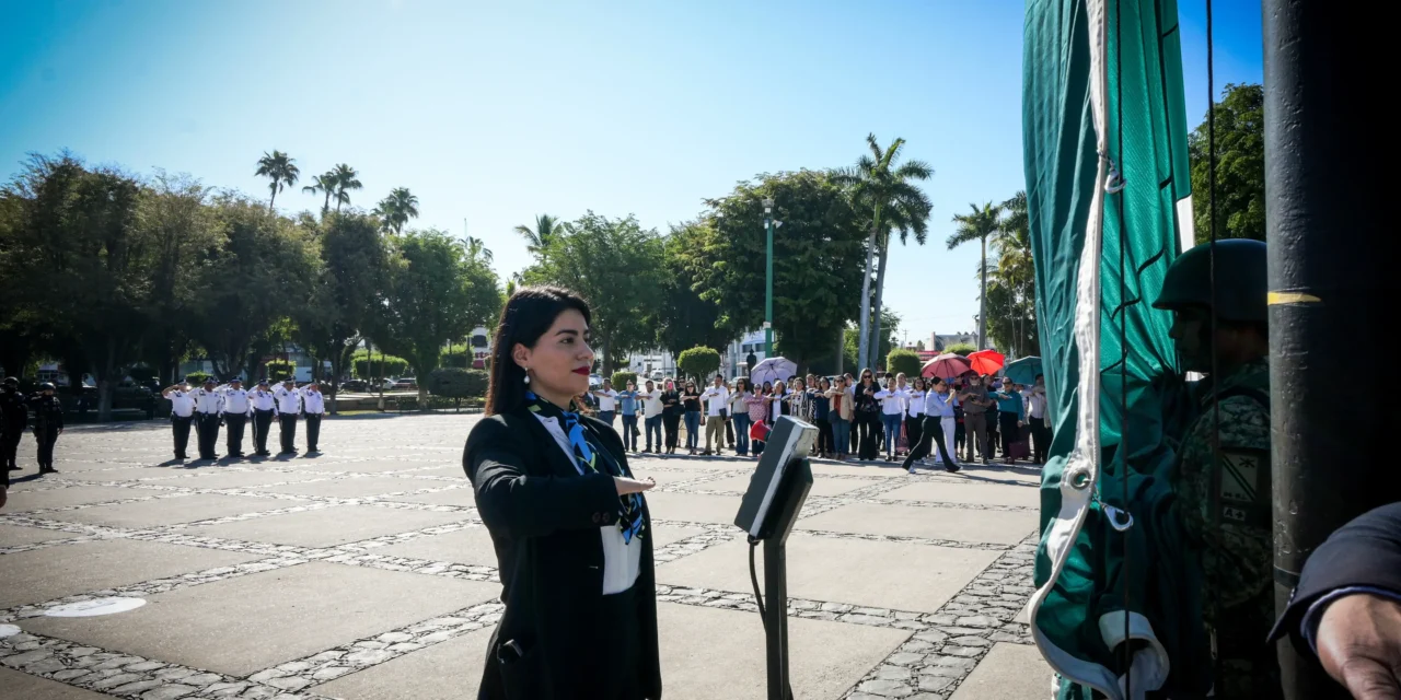 AUTORIDADES CONMEMORAN EL 272 ANIVERSARIO DEL NATALICIO DE DON MIGUEL HIDALGO Y COSTILLA