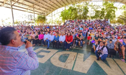 GOBIERNO MUNICIPAL DE NAVOLATO ENTREGA 1,599 BECAS COMO PARTE DEL PROGRAMA DE APOYO EDUCATIVO 2024–2025