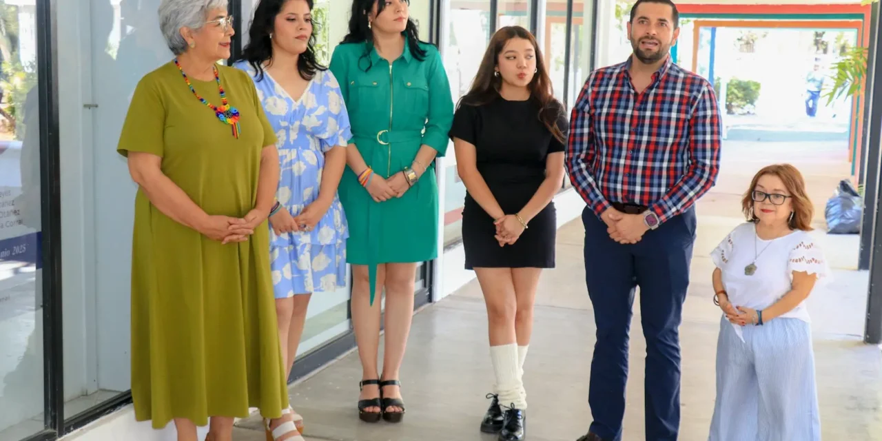 INAUGURAN EXPOSICIÓN QUINTA ESENCIA DEL COLECTIVO PRISMA