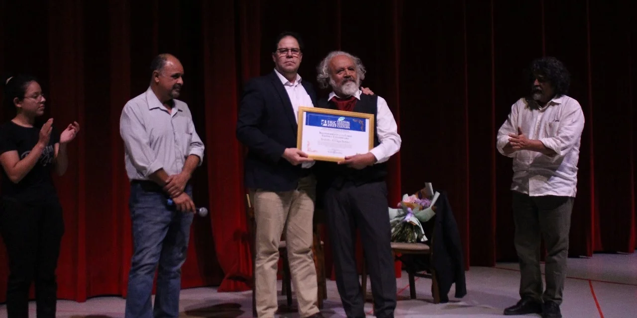 ¡ORGULLO UNIVERSITARIO! LA UAS RECONOCE A RODOLFO ARRIAGA ROBLES POR SU TRAYECTORIA ESCÉNICA EN MÁS DE 50 AÑOS