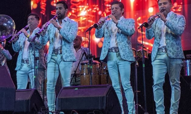 LA ORIGINAL BANDA EL LIMÓN CELEBRA 60 AÑOS CON EL LANZAMIENTO DEL ÁLBUM HISTORIA Y TRADICIÓN