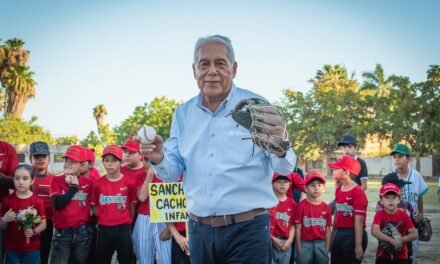 INAUGURACIÓN DE LA LIGA INFANTIL Y JUVENIL DE BÉISBOL EN ELDORADO