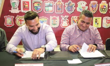 NAVOLATO E ISDE FIRMAN CONVENIO PARA FORTALECER LA CULTURA FÍSICA DE DEL MUNICIPIO