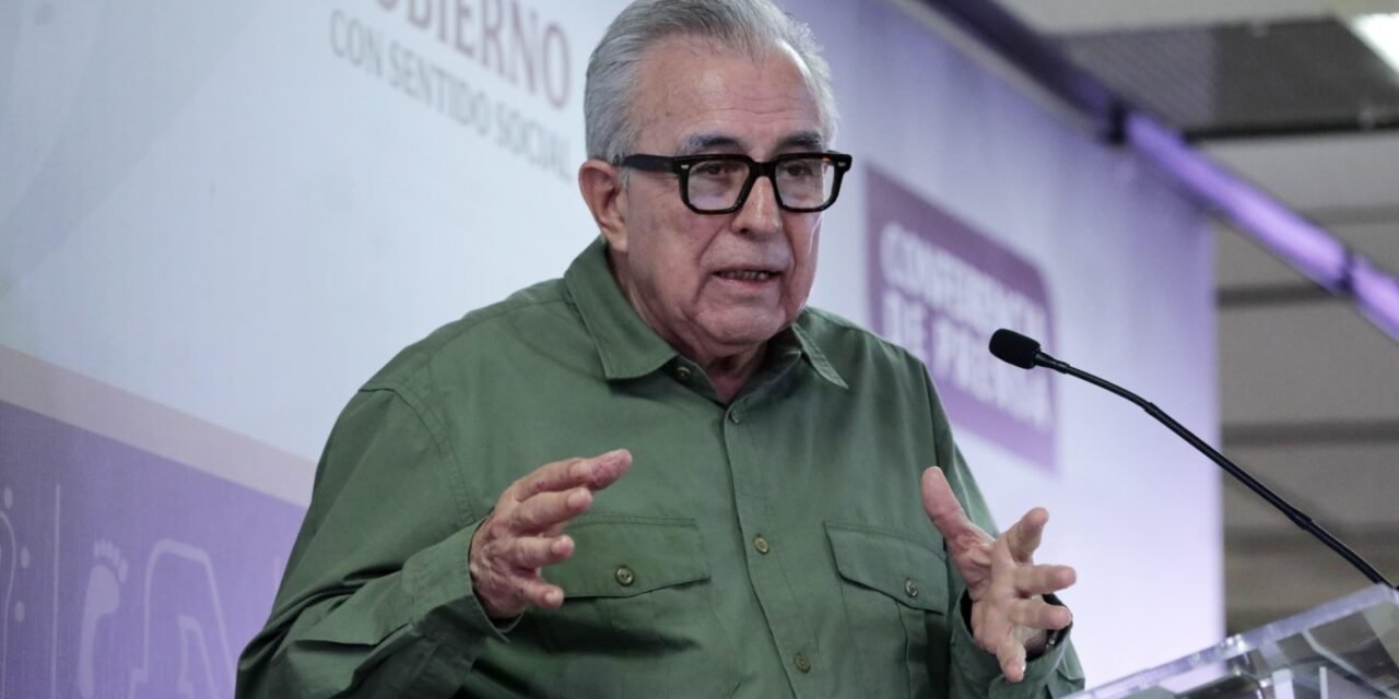 RECONVERSIÓN DE PLANTELES PERMITIRÁ A CIENTOS DE JÓVENES SINALOENSES ESTUDIAR EL BACHILLERATO: ROCHA MOYA