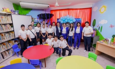 ESTUDIANTES DE EL QUELITE EXPLORAN LA BIBLIOTECA MUNICIPAL ING. MANUEL BONILLA