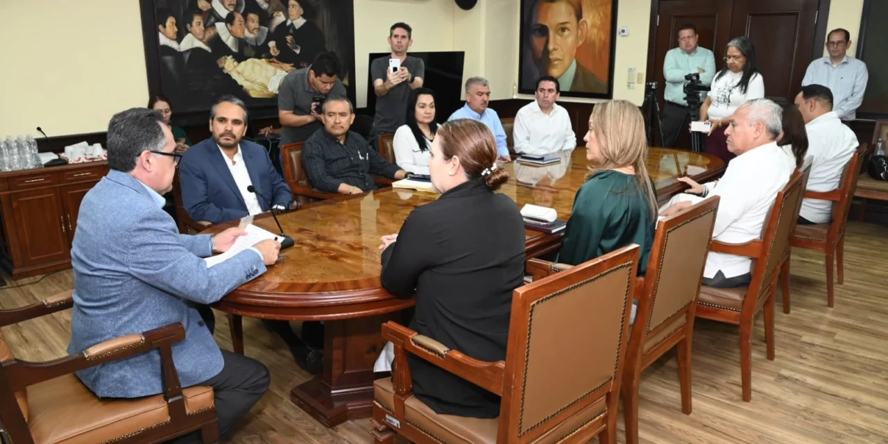 ANUNCIA EL RECTOR JESÚS MADUEÑA