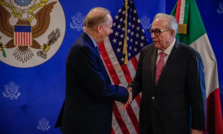 A INVITACIÓN DEL CONSULADO