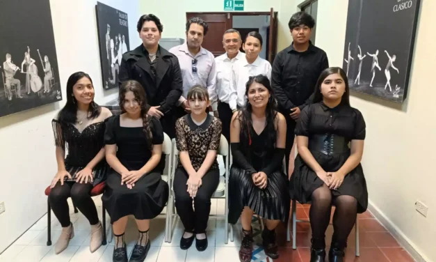JÓVENES PIANISTAS BRILLAN EN CONMOVEDOR RECITAL EN EL MUSEO DE LA MÚSICA