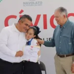 ENCABEZA ALCALDE LUNES CÍVICO EN PRIMARIA LUIS DONALDO COLOSIO Y REAFIRMA SU COMPROMISO CON LA EDUCACIÓN
