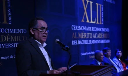 RECONOCE LA UAS EXCELENCIA ACADÉMICA DE 140 ESTUDIANTES DE PREPARATORIA