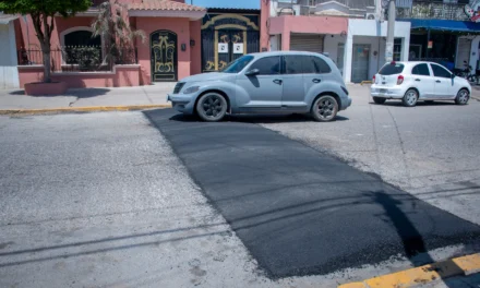 TRANSFORMAN VIALIDADES CON TRABAJOS DE BACHEO Y REENCARPETADO