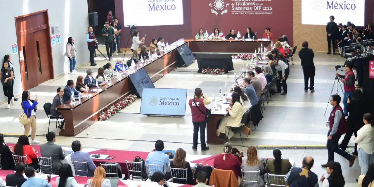 ASISTE DIF SINALOA A LA REUNIÓN NACIONAL DE TITULARES DE LOS SISTEMAS DIF 2025, DESTACANDO COMO BUENA PRACTICA «LAS BRIGADAS DEL BIENESTAR»