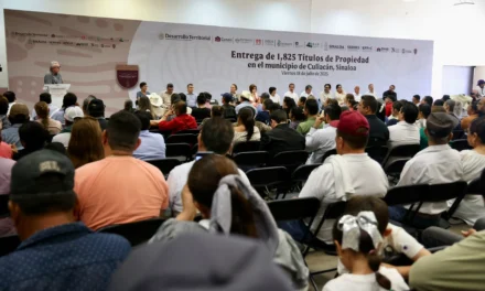 CERTEZA JURÍDICA PATRIMONIAL PARA MÁS DE 25 MIL FAMILIAS EN SINALOA: GOBERNADOR ROCHA ENTREGA OTROS 1,825 TÍTULOS DE PROPIEDAD