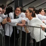 HAY QUIENES QUIEREN QUE FRACASEMOS, SE VAN A QUEDAR CON LAS GANAS; NOSOTROS TENEMOS EL RESPALDO DEL PUEBLO DE MÉXICO: CLAUDIA SHEINBAUM