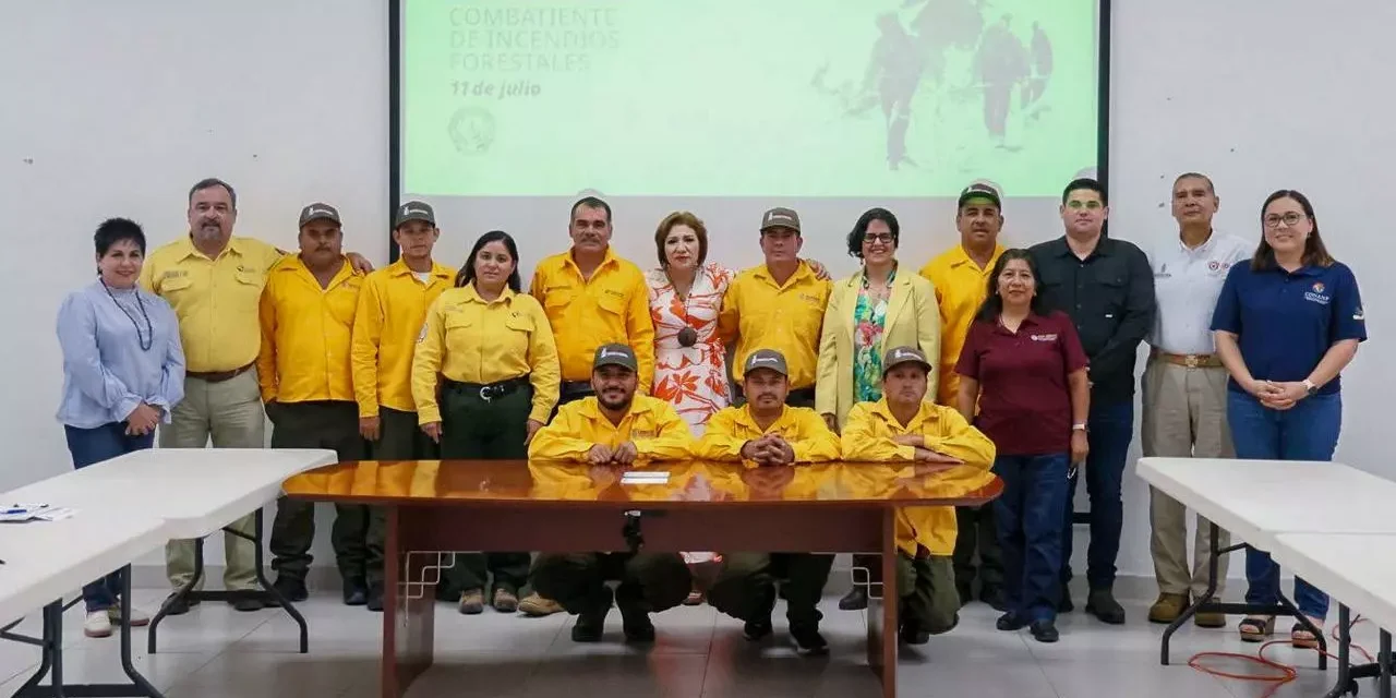 CONAFOR Y SEBIDES RECONOCEN EL COMPROMISO DE COMBATIENTES FORESTALES